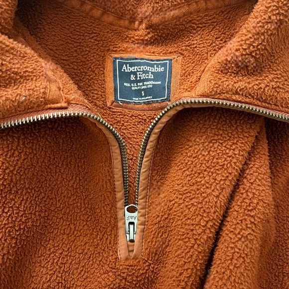 Women’s Abercrombie & Fitch half zip pullover | Size‎ Small - Picture 3 of 3